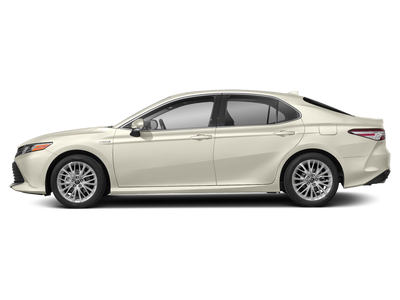 2020 Toyota Camry Hybrid XLE
