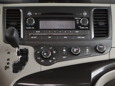 2011 Toyota Sienna LE AAS