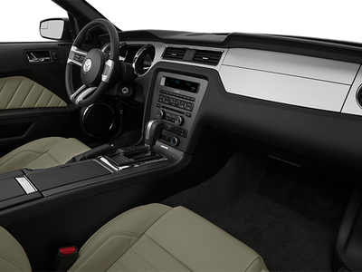 2013 Ford Mustang V6 Premium