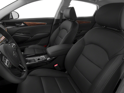2017 Kia Cadenza Technology