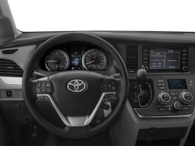2018 Toyota Sienna SE