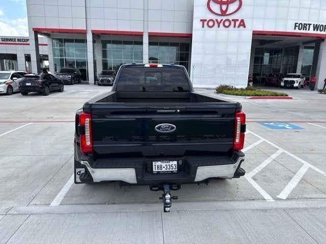 2023 Ford Super Duty F-350 DRW Lariat