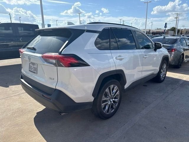 2021 Toyota RAV4 XLE Premium