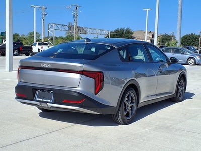 2025 Kia K4 LXS