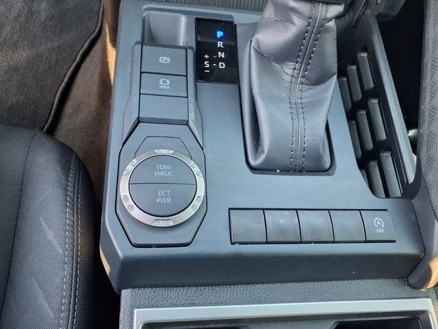 2025 Toyota Tacoma 2WD SR5