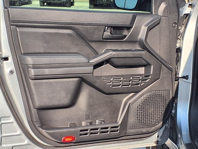 2025 Toyota Tacoma 2WD SR5