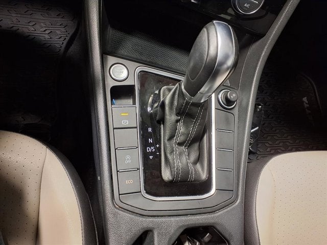 2019 Volkswagen Jetta R-Line