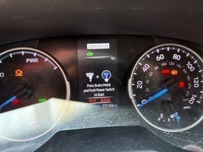 2022 Toyota RAV4 SE