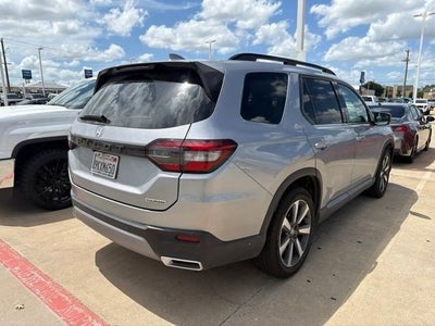 2024 Honda Pilot Touring