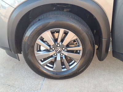 2025 Nissan Pathfinder S