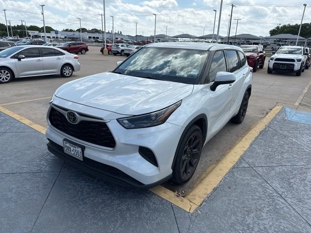 2022 Toyota Highlander L