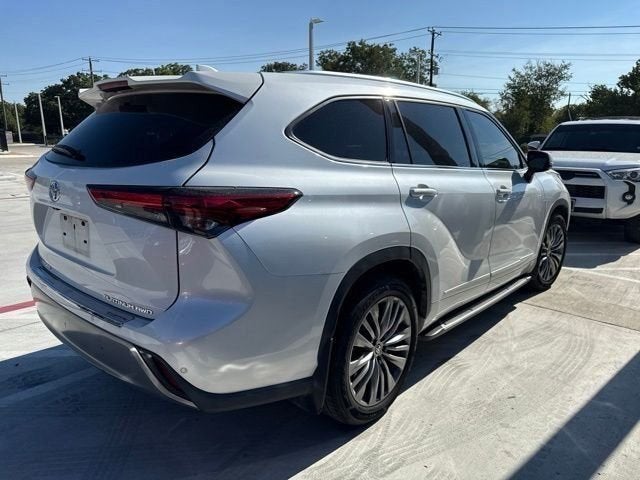 2021 Toyota Highlander Platinum