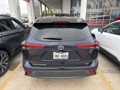 2021 Toyota Highlander XLE