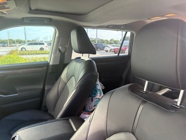 2025 Toyota Highlander Limited