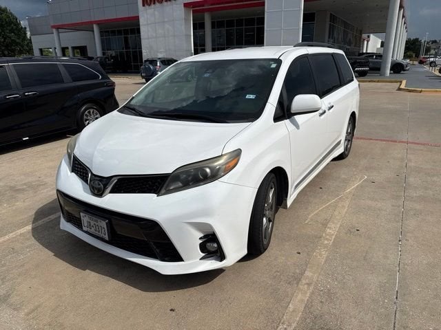 2018 Toyota Sienna SE