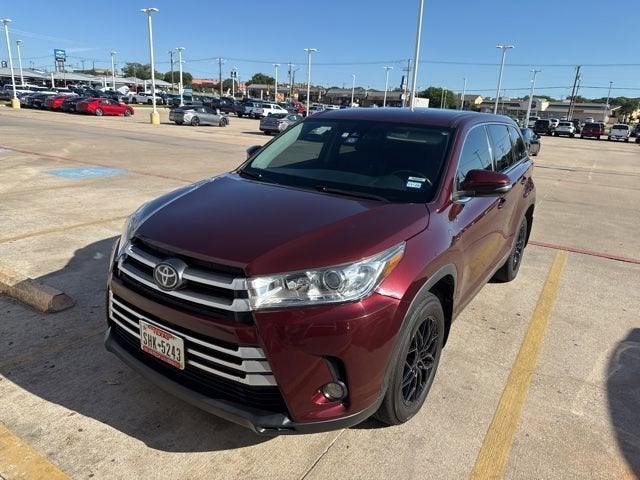 2019 Toyota Highlander LE