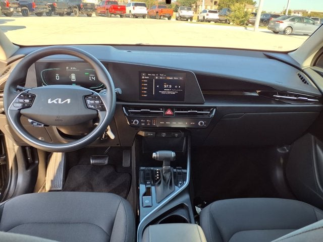 2025 Kia Niro LX