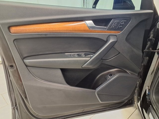 2023 Audi Q5 45 S line Premium