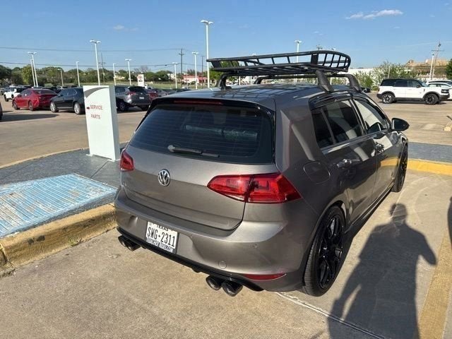 2016 Volkswagen Golf R DCC & Navigation 4Motion