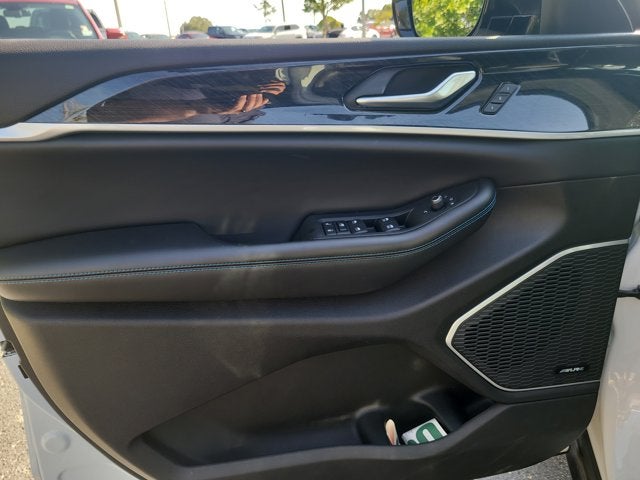 2024 Jeep Grand Cherokee Trailhawk