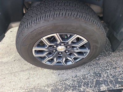 2024 Chevrolet Colorado 2WD LT