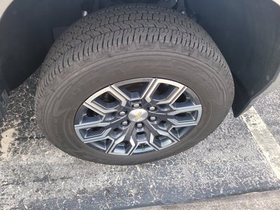 2024 Chevrolet Colorado 2WD LT