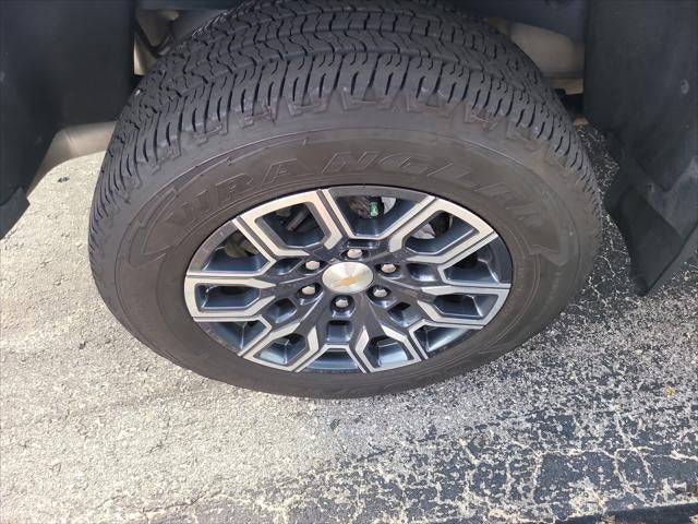 2024 Chevrolet Colorado 2WD LT