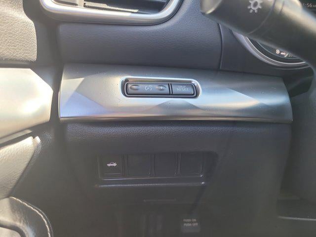 2023 Nissan Maxima SV