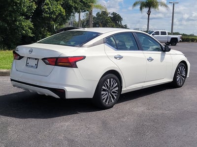 2025 Nissan Altima SV