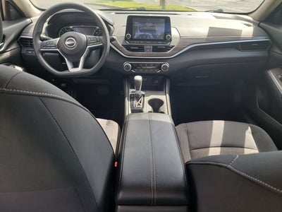 2025 Nissan Altima SV