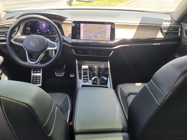 2024 Volkswagen Atlas 2.0T SEL Premium R-Line