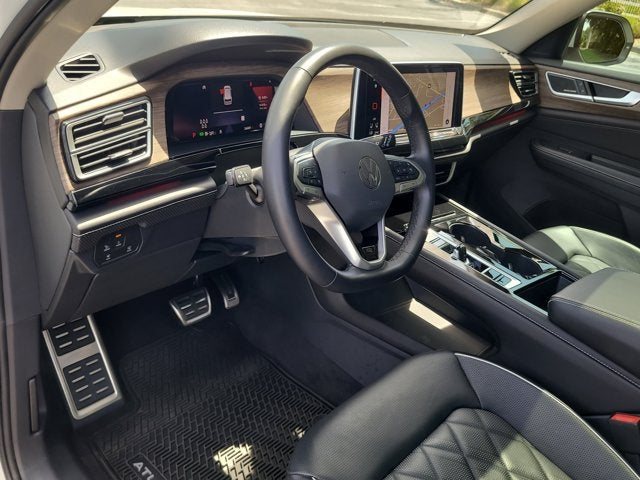 2024 Volkswagen Atlas 2.0T SEL Premium R-Line