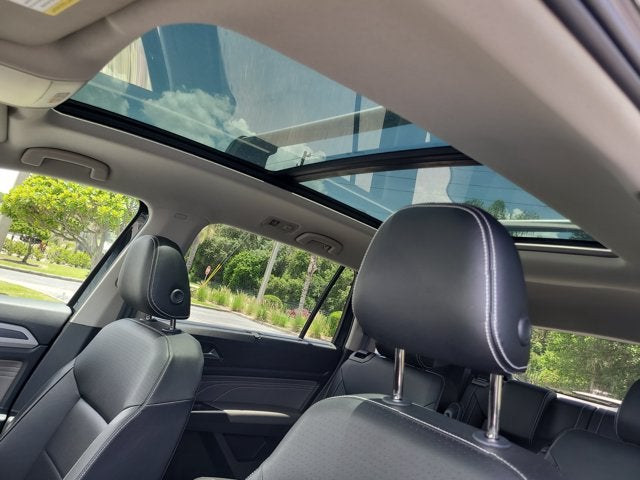2023 Volkswagen Atlas 3.6L V6 SEL R-Line Black