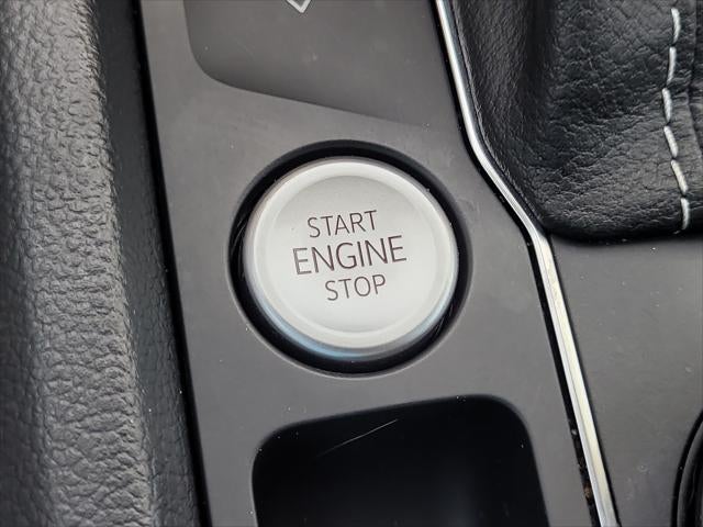 2023 Volkswagen Atlas 3.6L V6 SEL R-Line Black