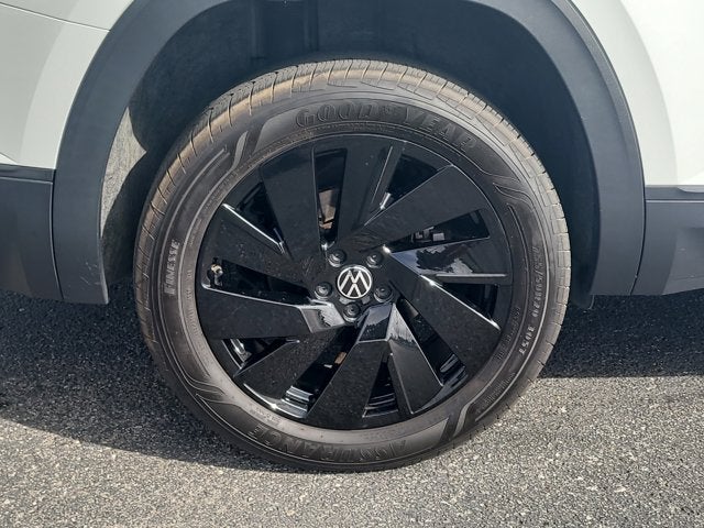 2024 Volkswagen Atlas 2.0T SE with Technology