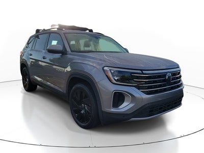 2024 Volkswagen Atlas 2.0T SE with Technology