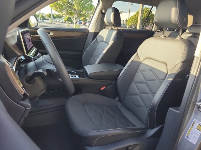 2024 Volkswagen Atlas 2.0T SE with Technology