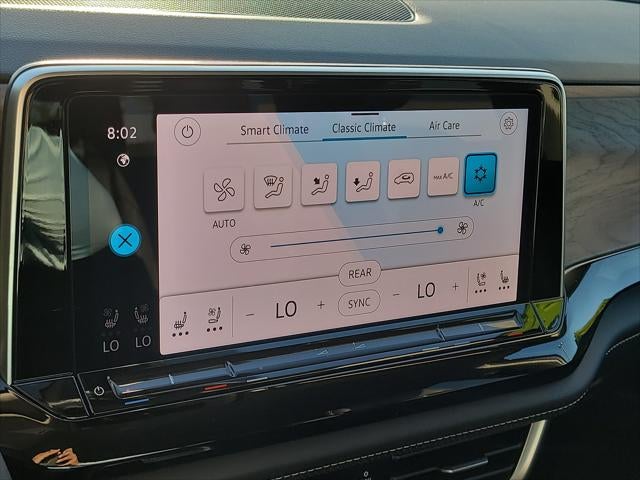 2024 Volkswagen Atlas 2.0T SE with Technology