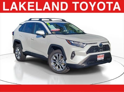 2025 Toyota RAV4 XLE Premium