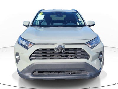2020 Toyota RAV4 XLE