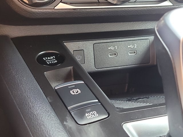 2025 Nissan Kicks MPV SV