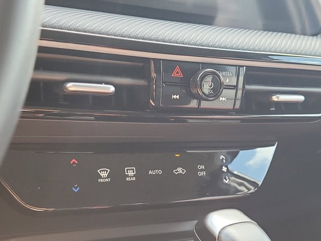 2025 Nissan Kicks MPV SR