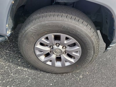 2017 Toyota TACOMA SR5 SR5