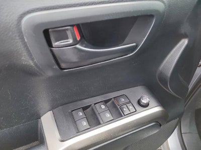 2017 Toyota TACOMA SR5 SR5