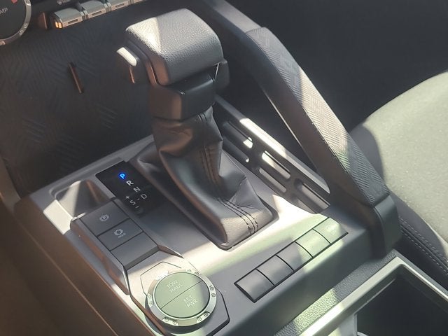 2024 Toyota TACOMA SR5 SR5