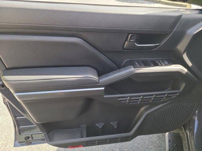 2025 Toyota TACOMA SR5 SR5