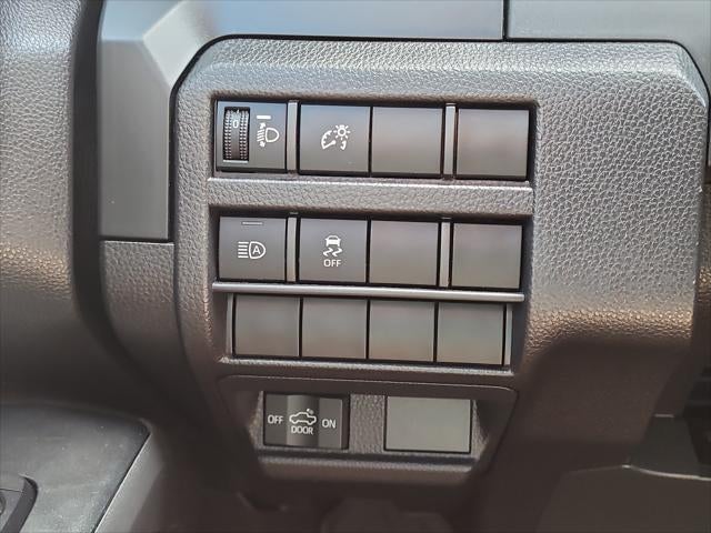 2025 Toyota TACOMA SR SR