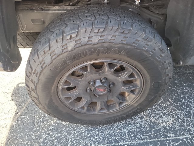 2025 Toyota Tacoma 4WD SR5