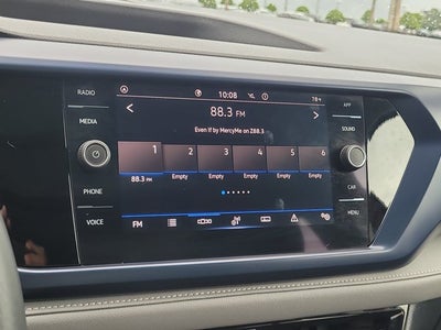 2024 Volkswagen Taos SE