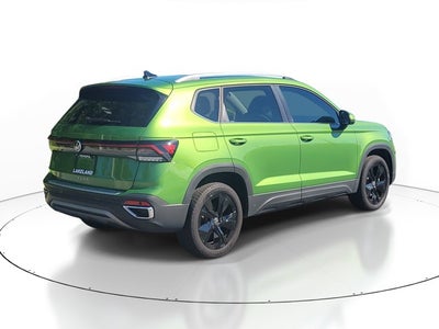 2025 Volkswagen Taos SE